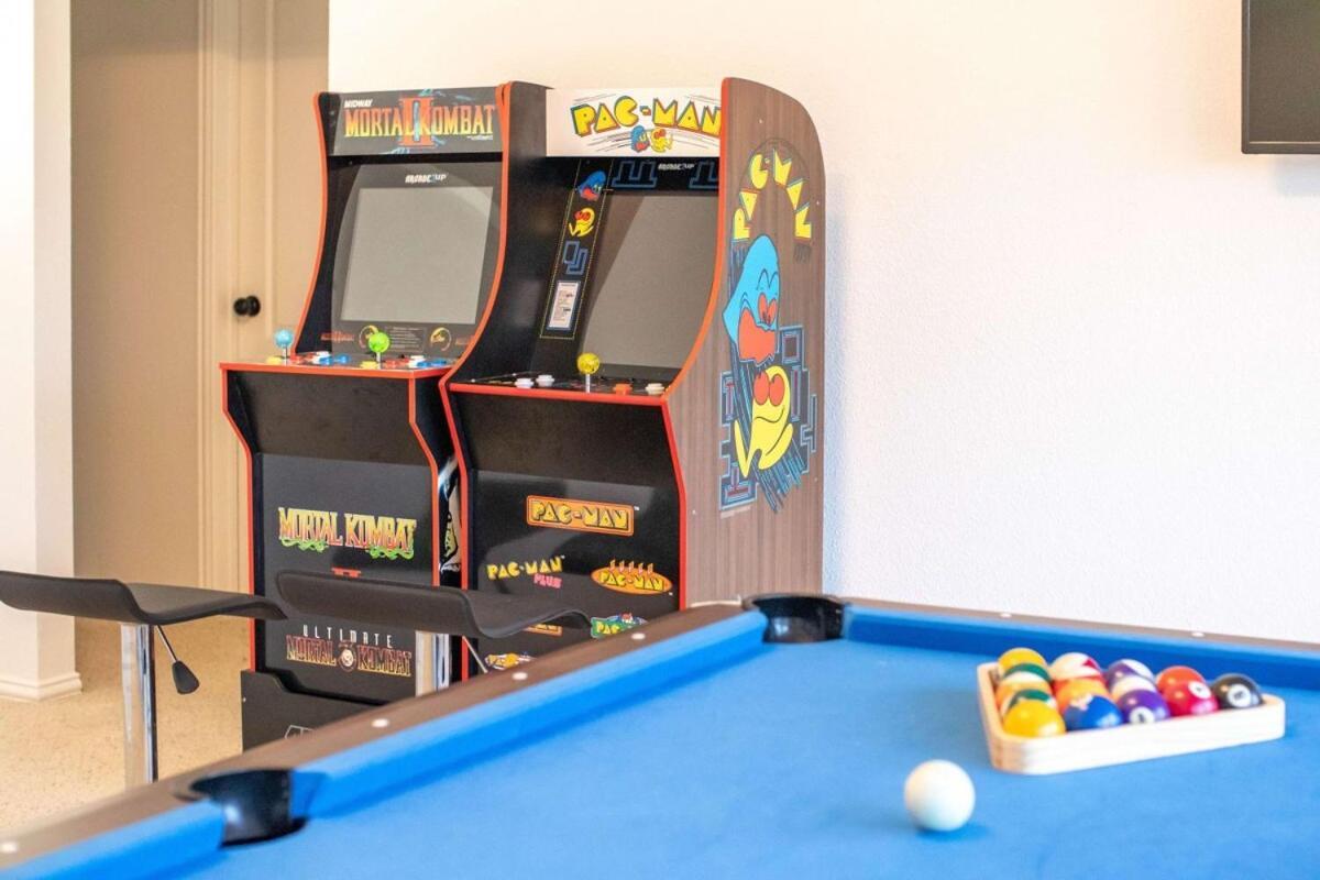 6Br 3,5Ba Home Pool, Hot Tub, Game Room -16 Guests Sachse المظهر الخارجي الصورة